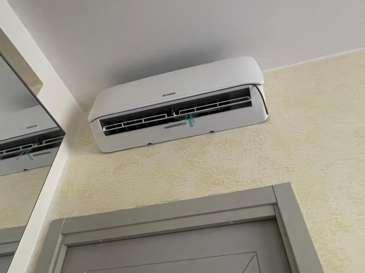 Impeccable Bnb In Milan Next To M1 Metro 10 Mins Away From Duomo Wi-Fi Feel Like Home Eksteriør billede