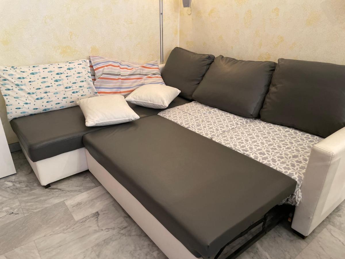 Impeccable Bnb In Milan Next To M1 Metro 10 Mins Away From Duomo Wi-Fi Feel Like Home Eksteriør billede